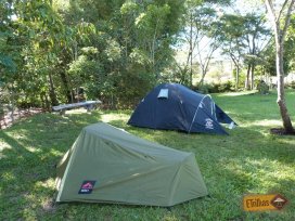 barracas-camping-dos-canarinhos-capitolio-mg