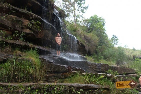 cachoeira-do-chuverinho-parque-da-barreira-itarare-sp