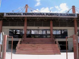 terminal-ferroviario-de-puerto-quijarro-bolivia-